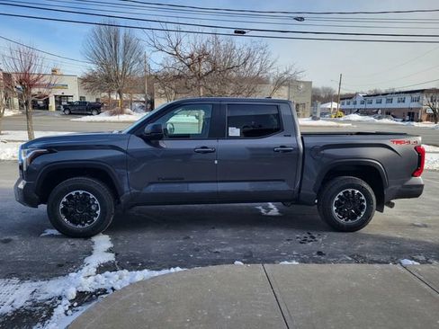 New 2026 Toyota Tundra SR5 AWD/4WD image 9
