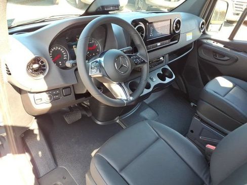New 2026 Mercedes-Benz Sprinter 2500 image 15