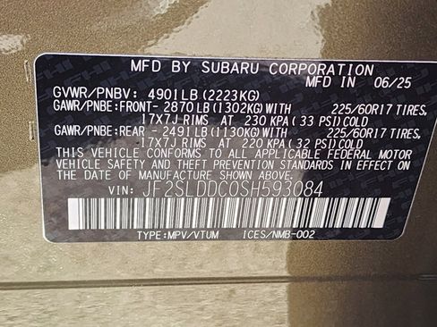 Used 2025 Subaru Forester Premium image 37