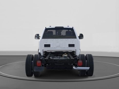 New 2026 Ford F450 XL w/ XL Chrome Package RWD image 5
