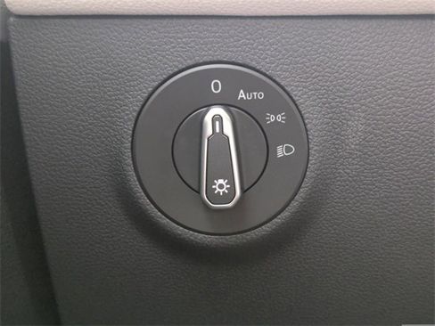 New 2026 Volkswagen Taos S image 22