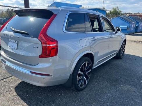 Used 2023 Volvo XC90 B6 Plus w/ Protection Package Premier image 4