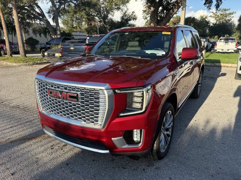 Used 2021 GMC Yukon Denali w/ Denali Ultimate Package RWD image 6