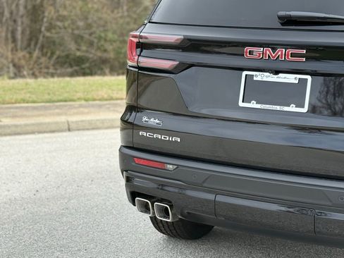 New 2026 GMC Acadia AT4 w/ Super Cruise Package image 13