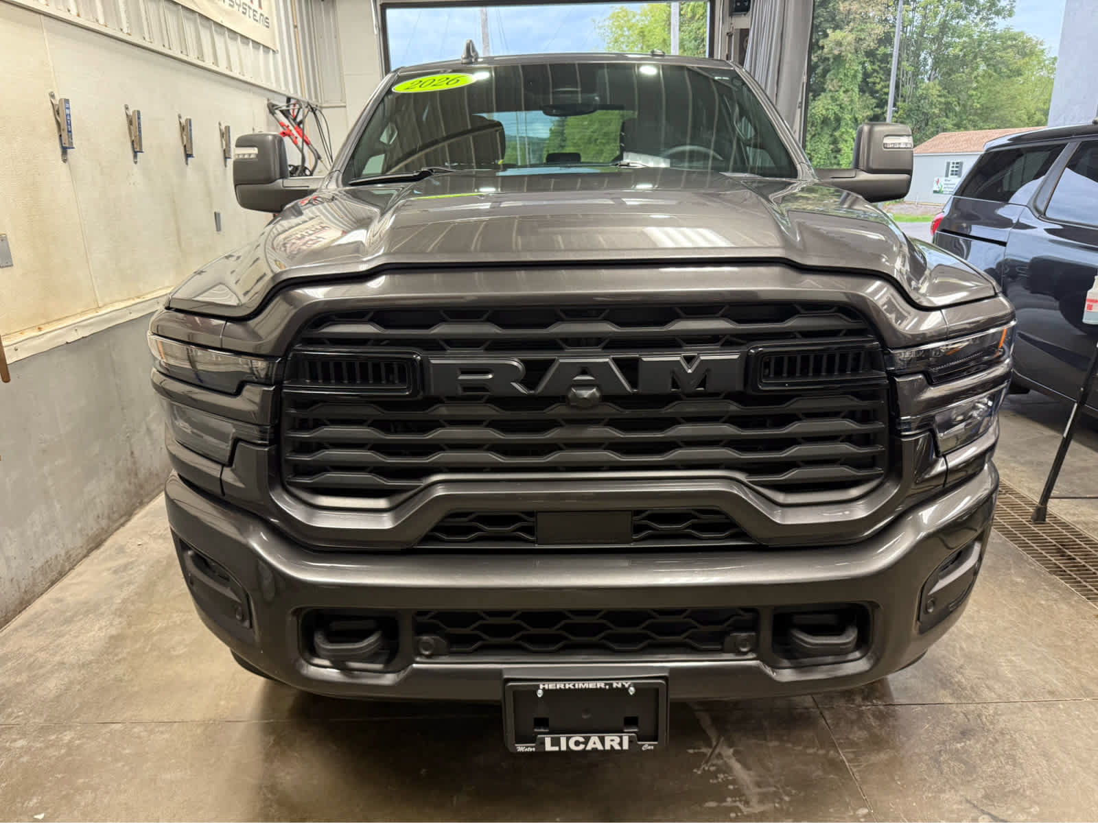 Used 2026 RAM 2500 Big Horn AWD/4WD image 2