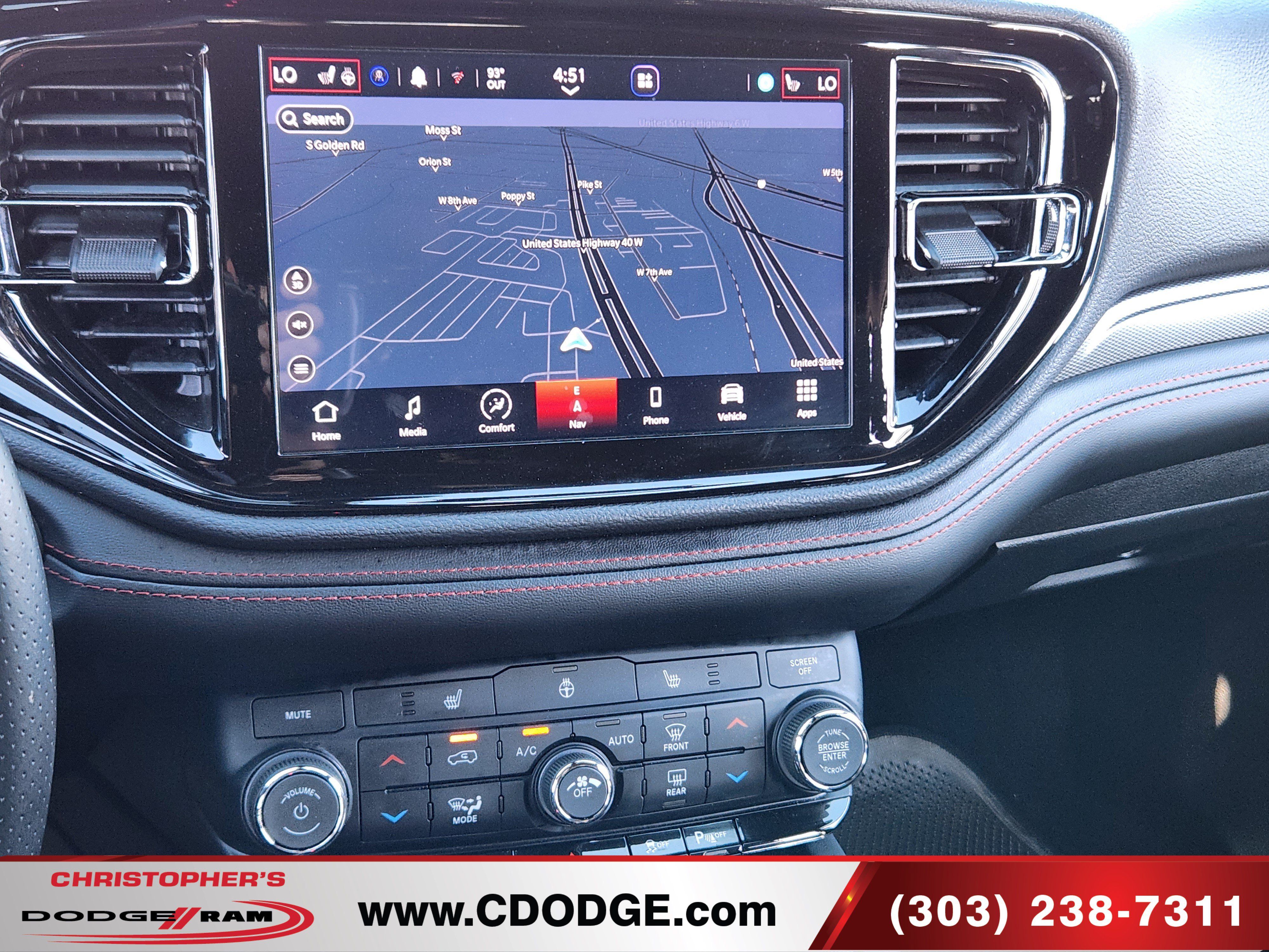 Used 2025 Dodge Durango GT AWD/4WD image 12