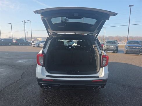 Certified 2024 Ford Explorer ST w/ Equipment Group 401A image 27