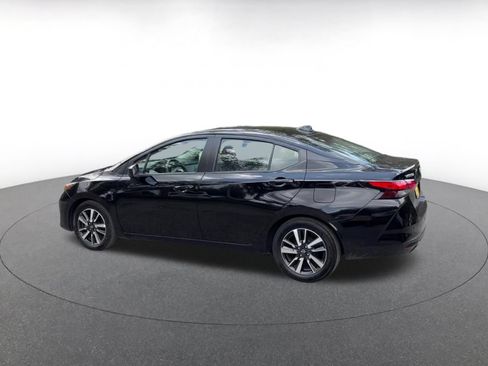 Used 2025 Nissan Versa SV FWD image 9
