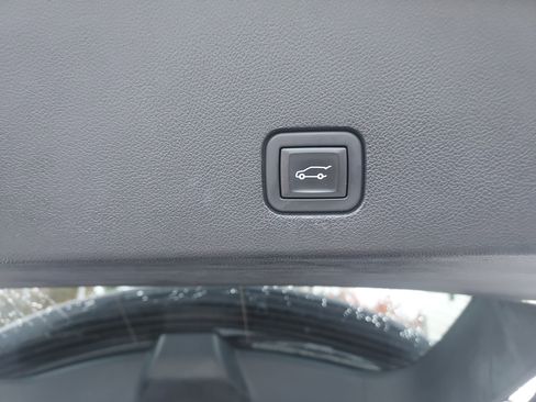 Used 2021 Cadillac XT6 Premium Luxury image 20