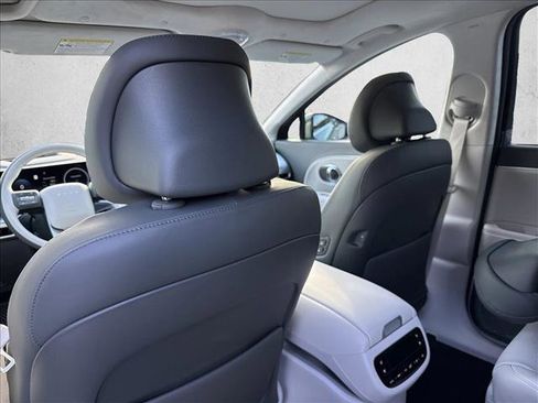 New 2026 Hyundai Ioniq 9 Calligraphy image 16