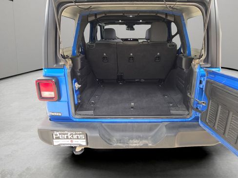 Used 2024 Jeep Wrangler Unlimited Sport AWD/4WD image 24