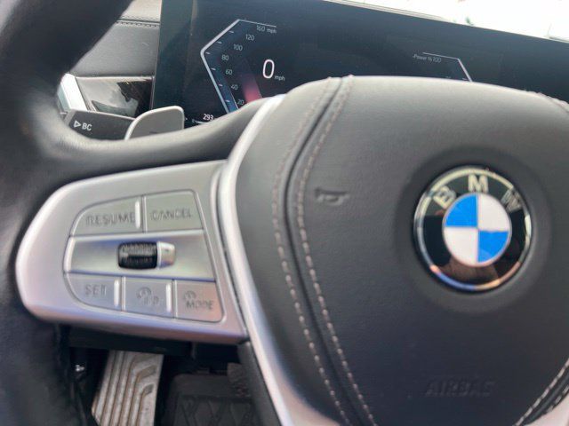 Used 2024 BMW X7 xDrive40i w/ Premium Package AWD/4WD image 28