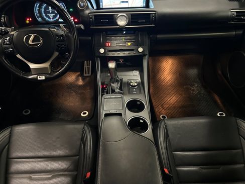 Used 2018 Lexus RC 350 image 10