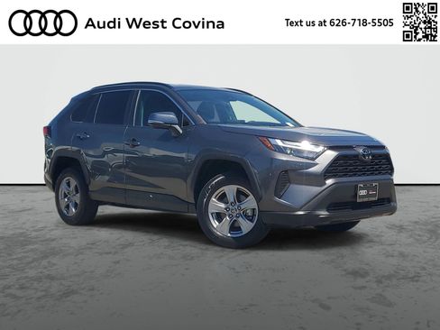 Used 2023 Toyota RAV4 XLE image 1