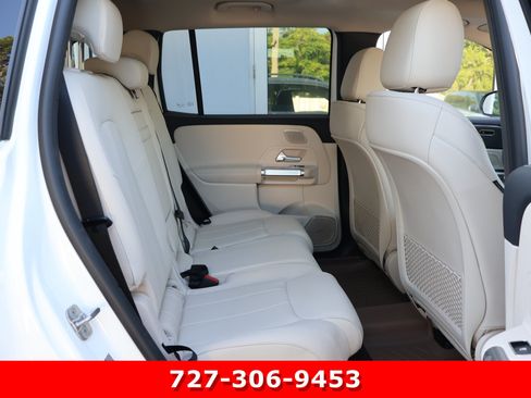 Certified 2023 Mercedes-Benz EQB 300 4MATIC image 20