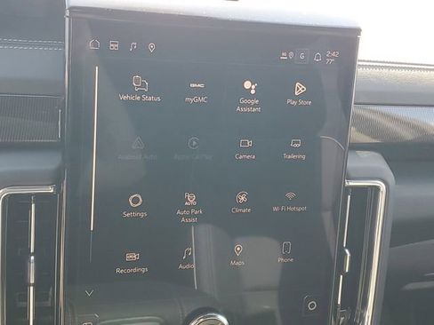 New 2026 GMC Yukon Elevation image 15