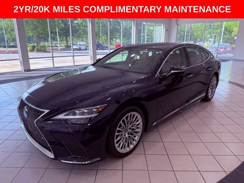 Used 2024 Lexus LS 500 w/ Interior Upgrade Package RWD image 3