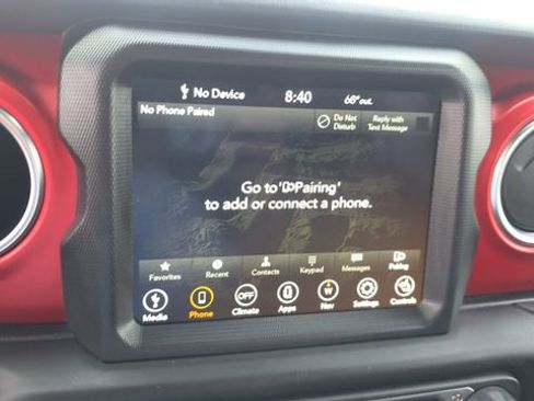 Used 2021 Jeep Gladiator Rubicon AWD/4WD image 19