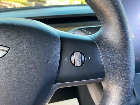 Used 2022 Tesla Model 3 RWD image 53