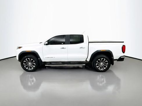 Used 2024 GMC Canyon Denali AWD/4WD image 4