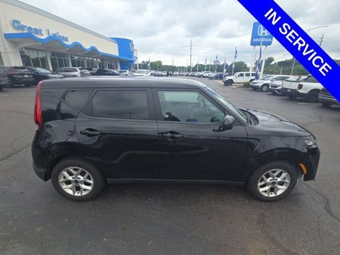Used 2020 Kia Soul S FWD image 5