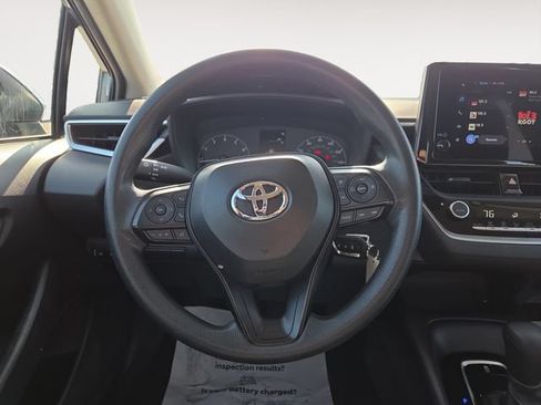 Used 2024 Toyota Corolla LE FWD image 13