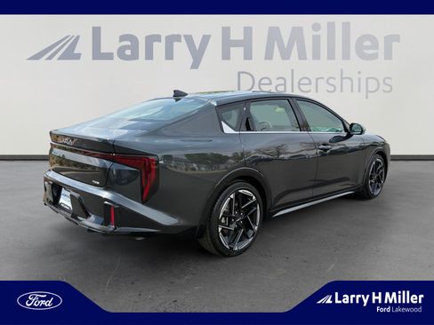 Used 2025 Kia K4 GT-Line w/ GT-Line Premium Package FWD image 5
