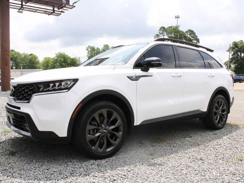 Used 2021 Kia Sorento EX w/ EX AWD X-Line Package image 3