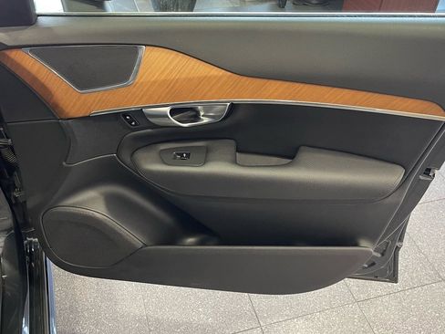 Used 2021 Volvo XC90 T8 Inscription Expression w/ Protection Package Premier AWD/4WD image 39