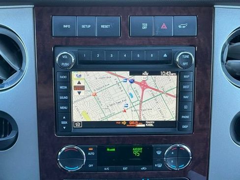 Used 2013 Ford Expedition King Ranch RWD image 27