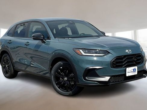 New 2026 Honda HR-V Sport image 2