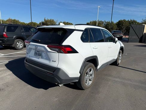 Used 2020 Toyota Highlander Limited image 4