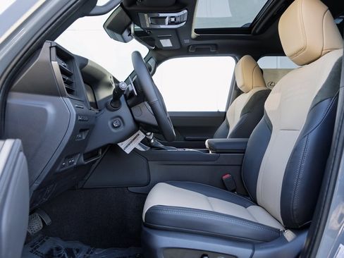 New 2026 Lexus GX 550 Overtrail+ image 15