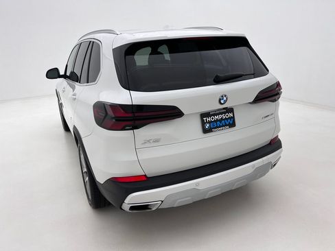 Certified 2026 BMW X5 xDrive40i w/ Climate Comfort Package AWD/4WD image 8