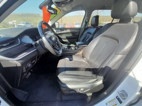 Used 2021 Jeep Grand Cherokee L Limited AWD/4WD image 41