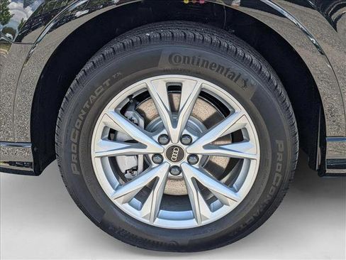 New 2025 Audi Q3 2.0T Premium image 9