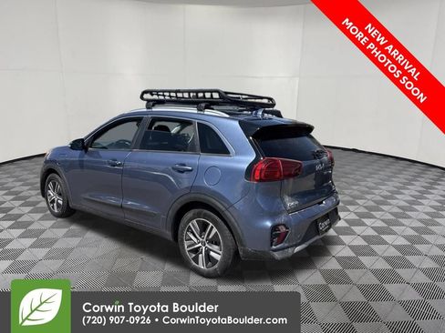 Used 2022 Kia Niro EX FWD image 5