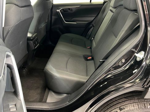 Used 2024 Toyota RAV4 LE image 22