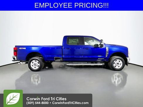 New 2026 Ford F250 XLT w/ XLT Premium Package AWD/4WD image 18