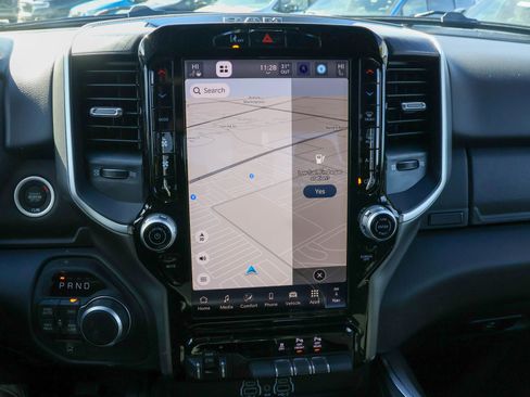 New 2026 RAM 1500 4x4 Crew Cab image 17