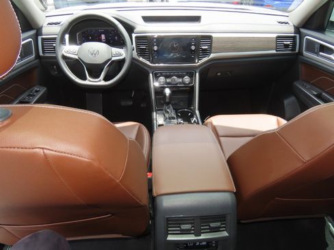 Used 2023 Volkswagen Atlas SE FWD image 23