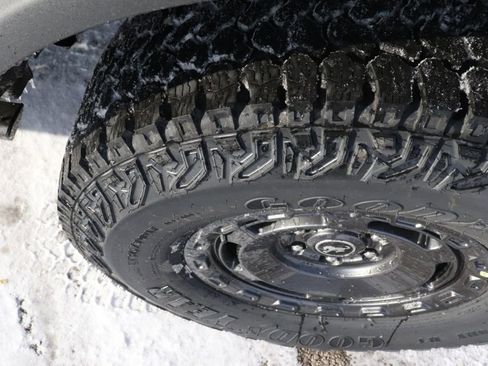 New 2025 Ford Bronco Badlands image 45