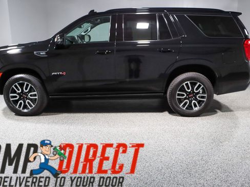 Used 2023 GMC Yukon AT4 w/ AT4 Premium Package image 10