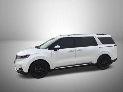 Used 2024 Kia Carnival SX