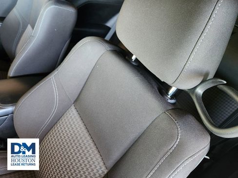 Used 2021 Dodge Challenger SXT w/ Blacktop Package image 32