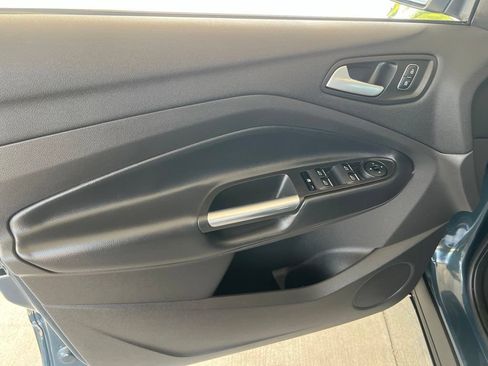 Used 2019 Ford Escape SE AWD/4WD image 7