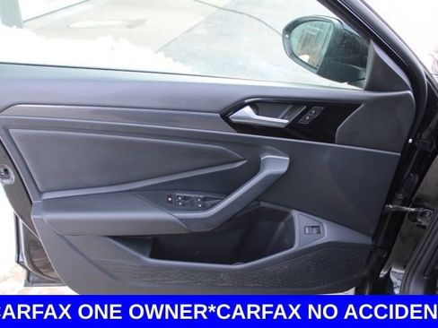 Used 2019 Volkswagen Jetta GLI image 15