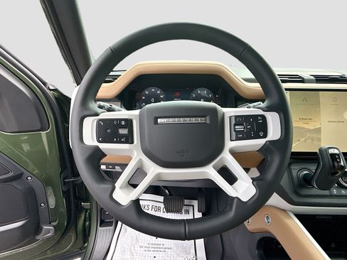 New 2026 Land Rover Defender 110 X-Dynamic SE AWD/4WD image 38