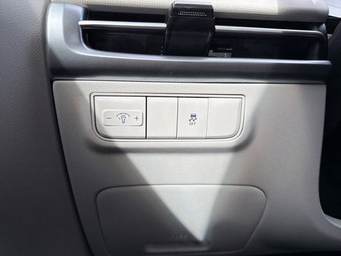 New 2026 Hyundai Tucson SE image 30