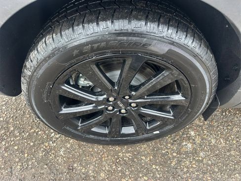 Used 2022 Lincoln Nautilus Reserve image 19